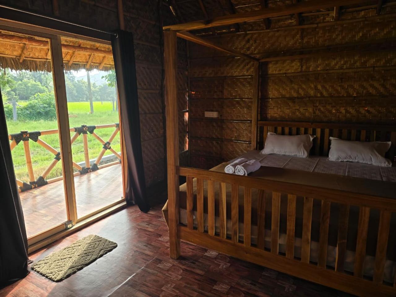 Golden Chariot Resort Hampi Exterior foto